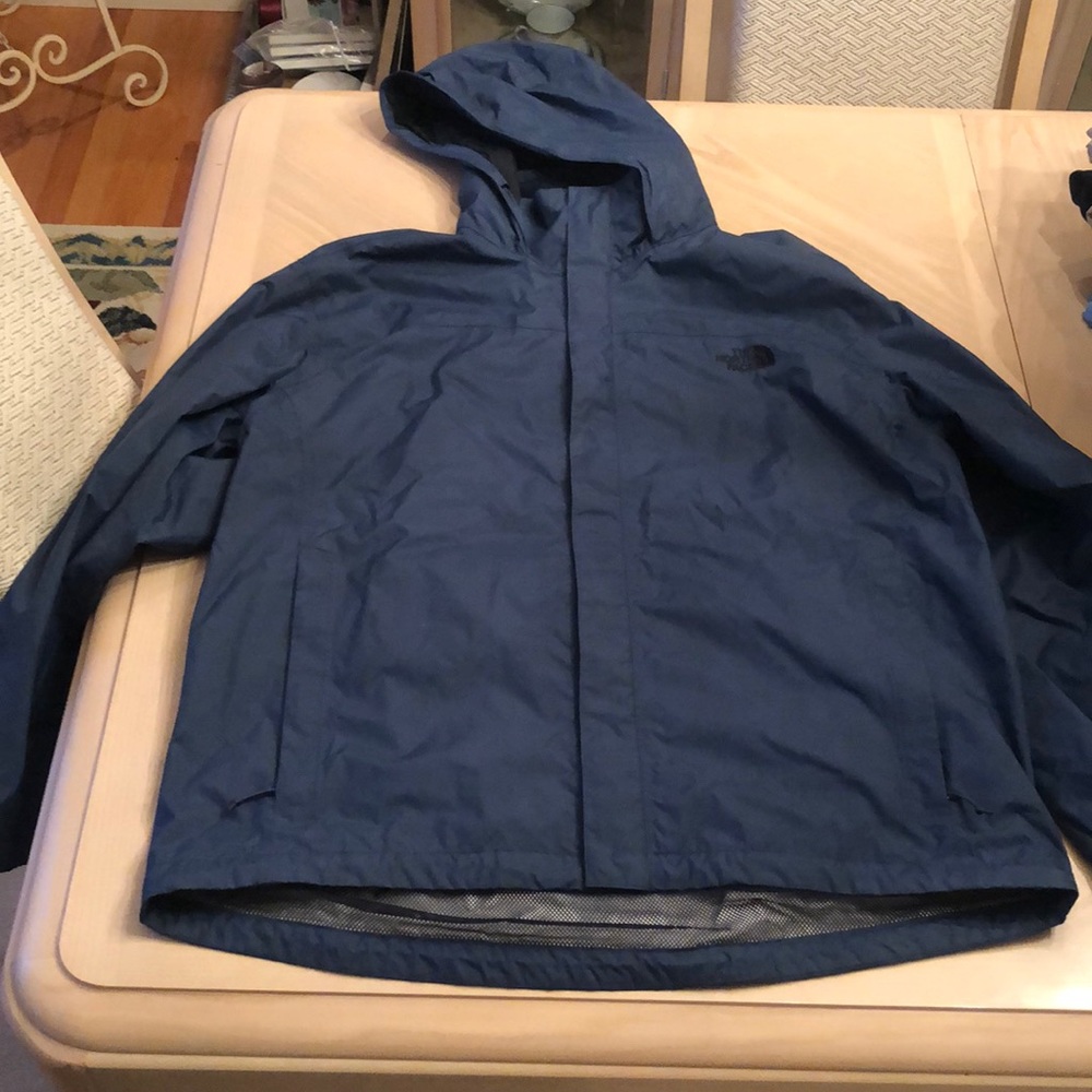 The North Face Men's XL Wind Breaker Jacket